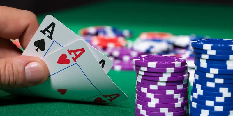 Điểm qua cách chơi poker qua các vòng 